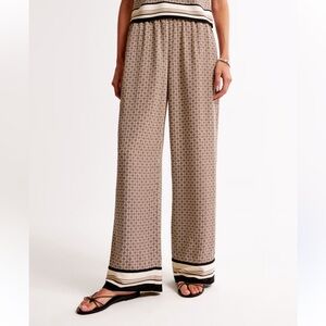 Abercrombie & Fitch Brown Patterned Wide Leg Pants